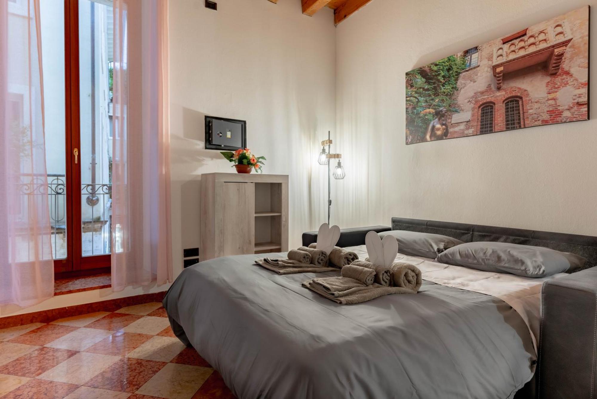 -Near Arena & Giuletta- Pet Friendly Mazzini Palace Verona Ngoại thất bức ảnh